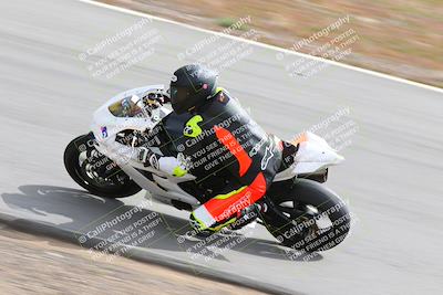 media/Mar-05-2023-TrackXperience (Sun) [[a95d40e56a]]/Group 2/session 2 turn 4/